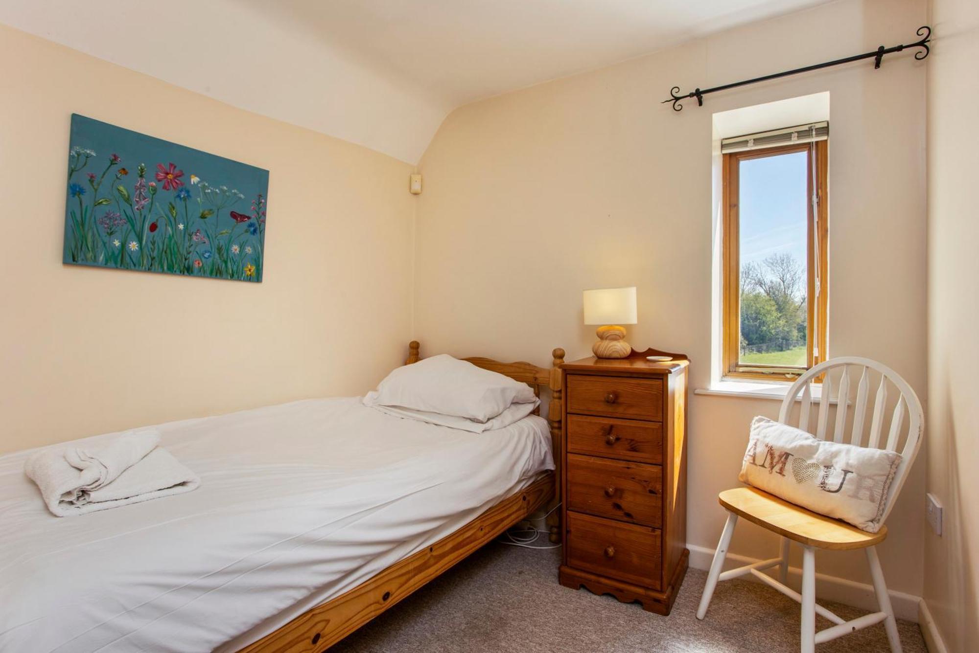 Bridge Farm Holiday Cottages Honeybourne Room photo