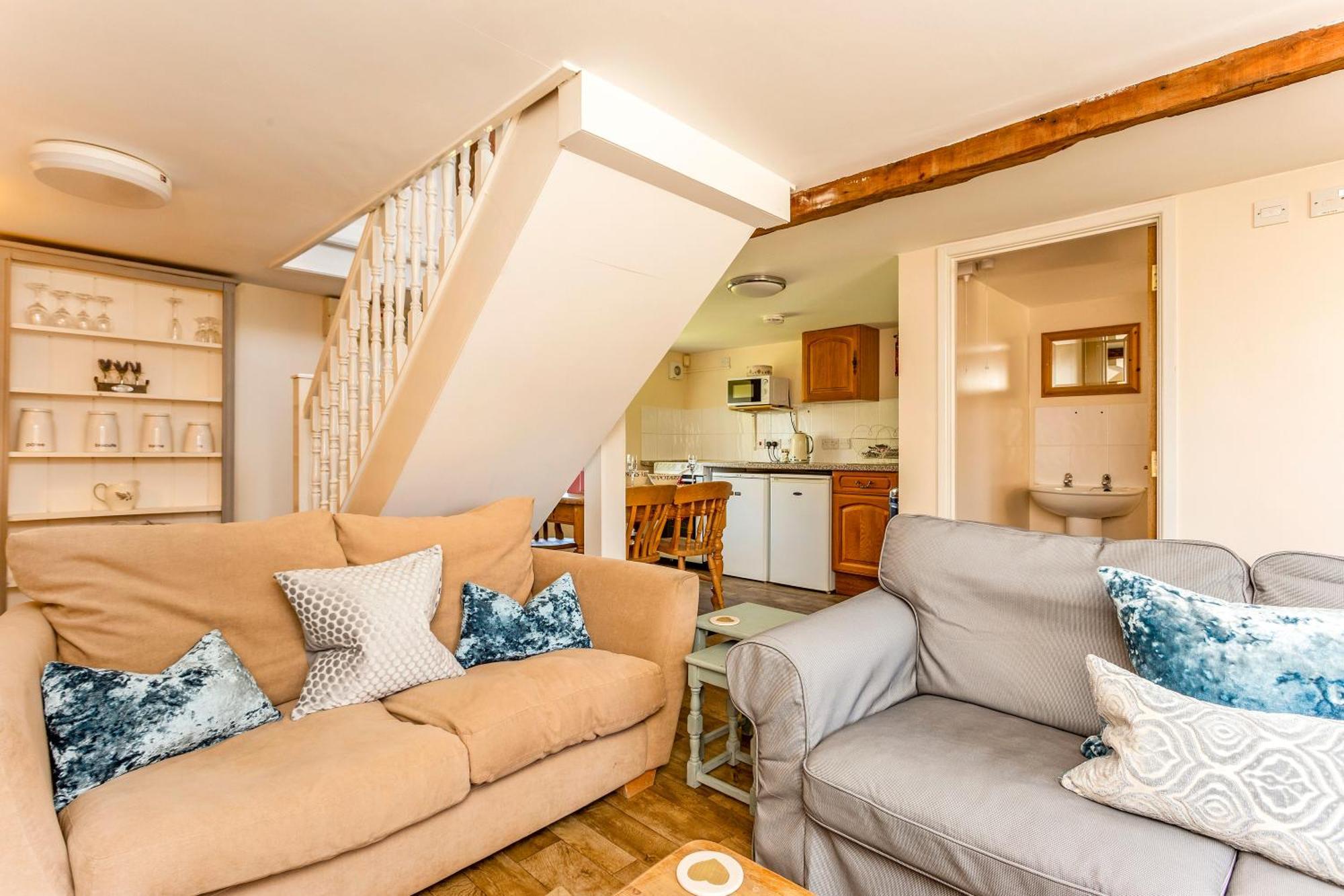 Bridge Farm Holiday Cottages Honeybourne Room photo