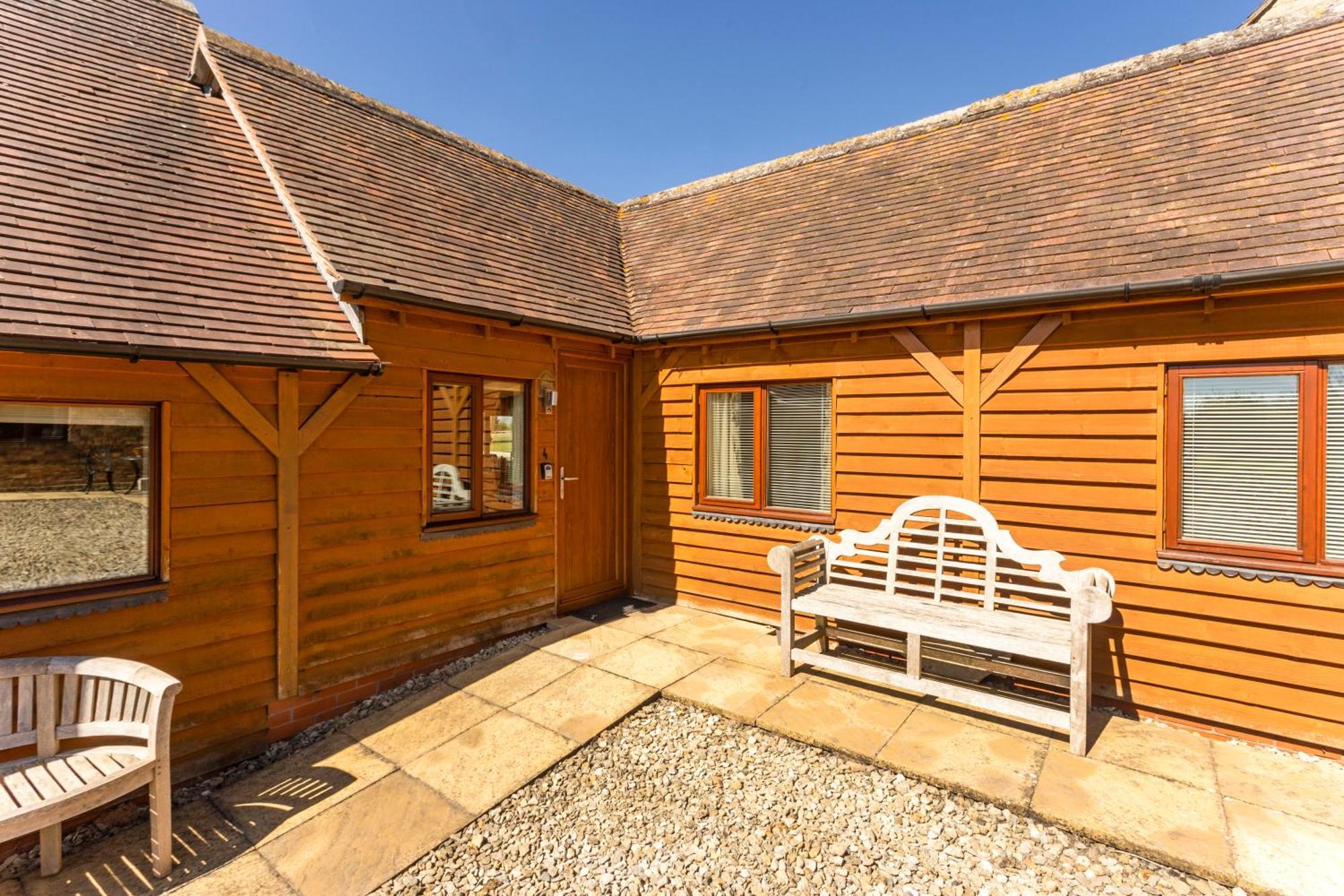 Bridge Farm Holiday Cottages Honeybourne Exterior photo